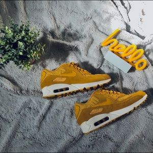 NIKE AIR MAX 90 - YELLOW 🌻💛